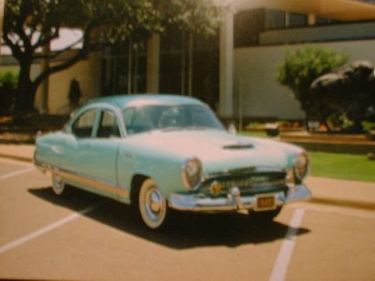 Thumbnail Photo undefined for 1954 Kaiser Manhattan